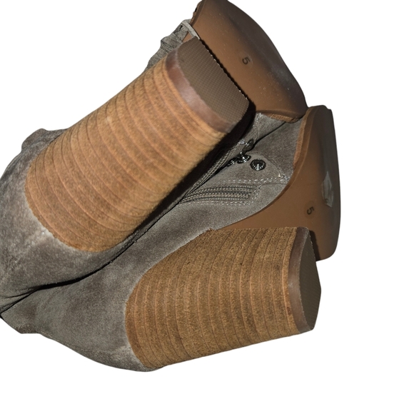 Free People Jeffrey Campbell Meadow Fields Suede Fringe Studs Ankle Bootie - Picture 14 of 16